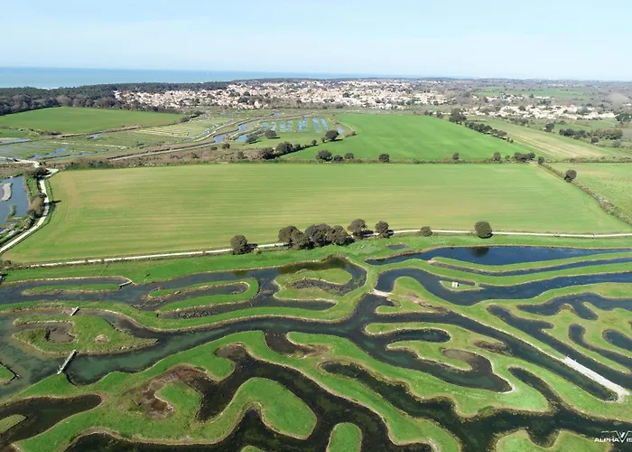 La Maison De Vacances En Village Ostreicole * Talmont-Saint-Hilaire